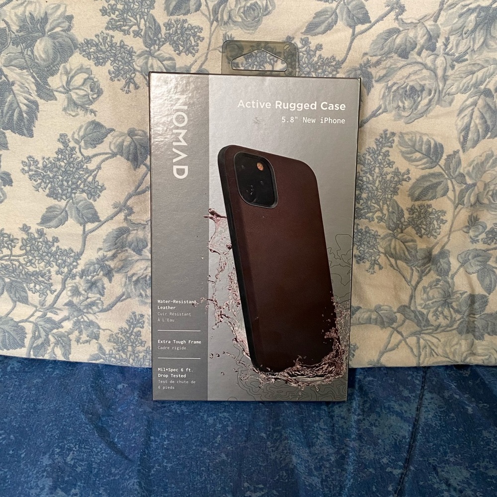 Nomad Active Rugged Case - Picture 2 of 5